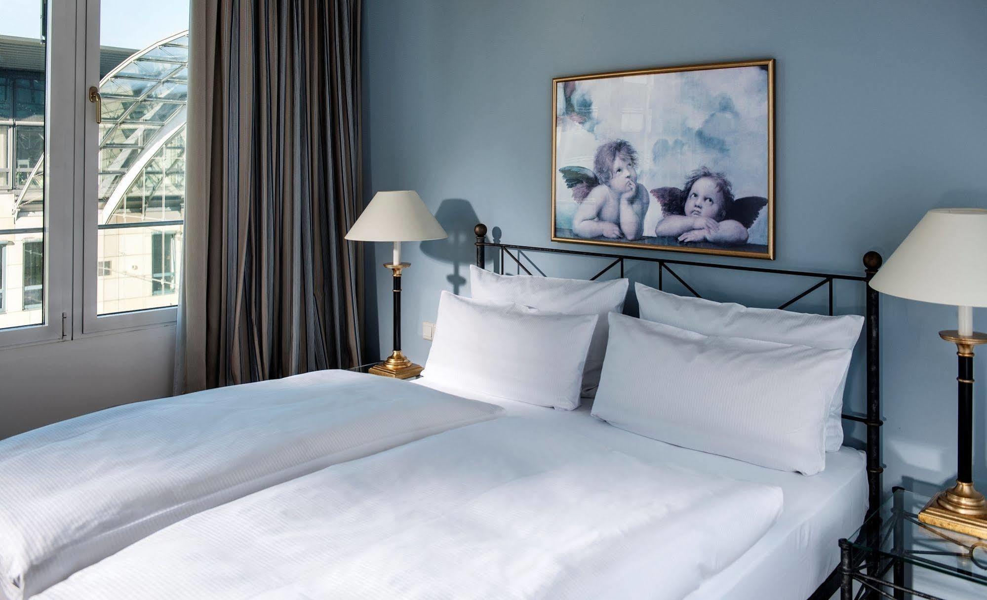 Hotel Elbflorenz Dresda Esterno foto